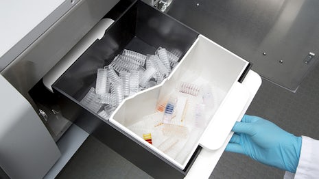 BLUVISION® discrete analyzer - Segregated waste containers BLUVISION® discrete analyzer - Segregated waste containers